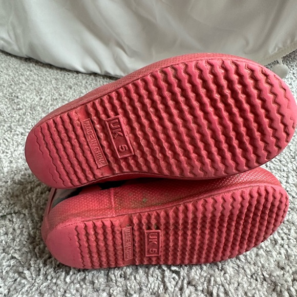 Hunter Kids Pink Animal Print Rain Boots - Picture 3 of 3